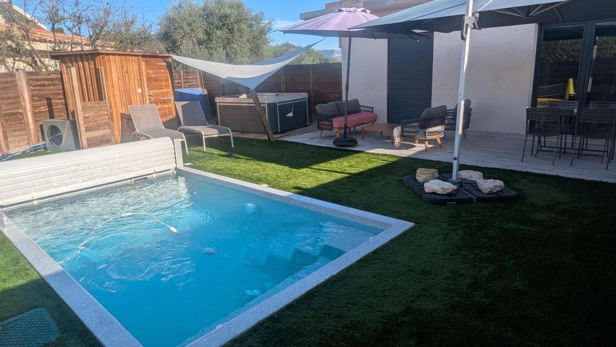 Appartement Luxe Avec Piscine Chauffee & Jacuzzi Prive - Cote D'Azur Roquefort-les-Pins Exterior photo